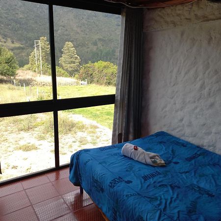 Hospedaje Y Camping Del Rio Mongui Bagian luar foto