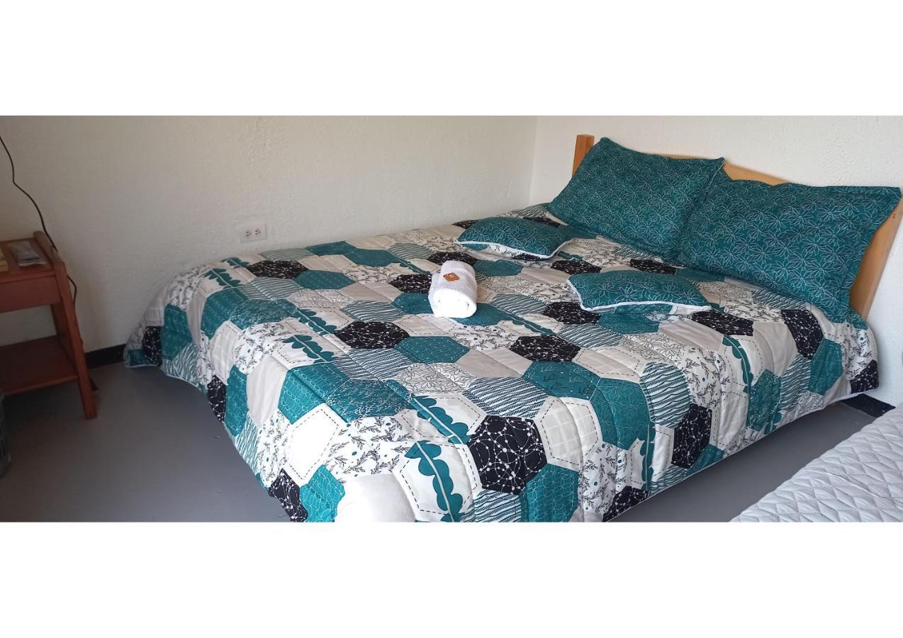 Hospedaje Y Camping Del Rio Mongui Bagian luar foto