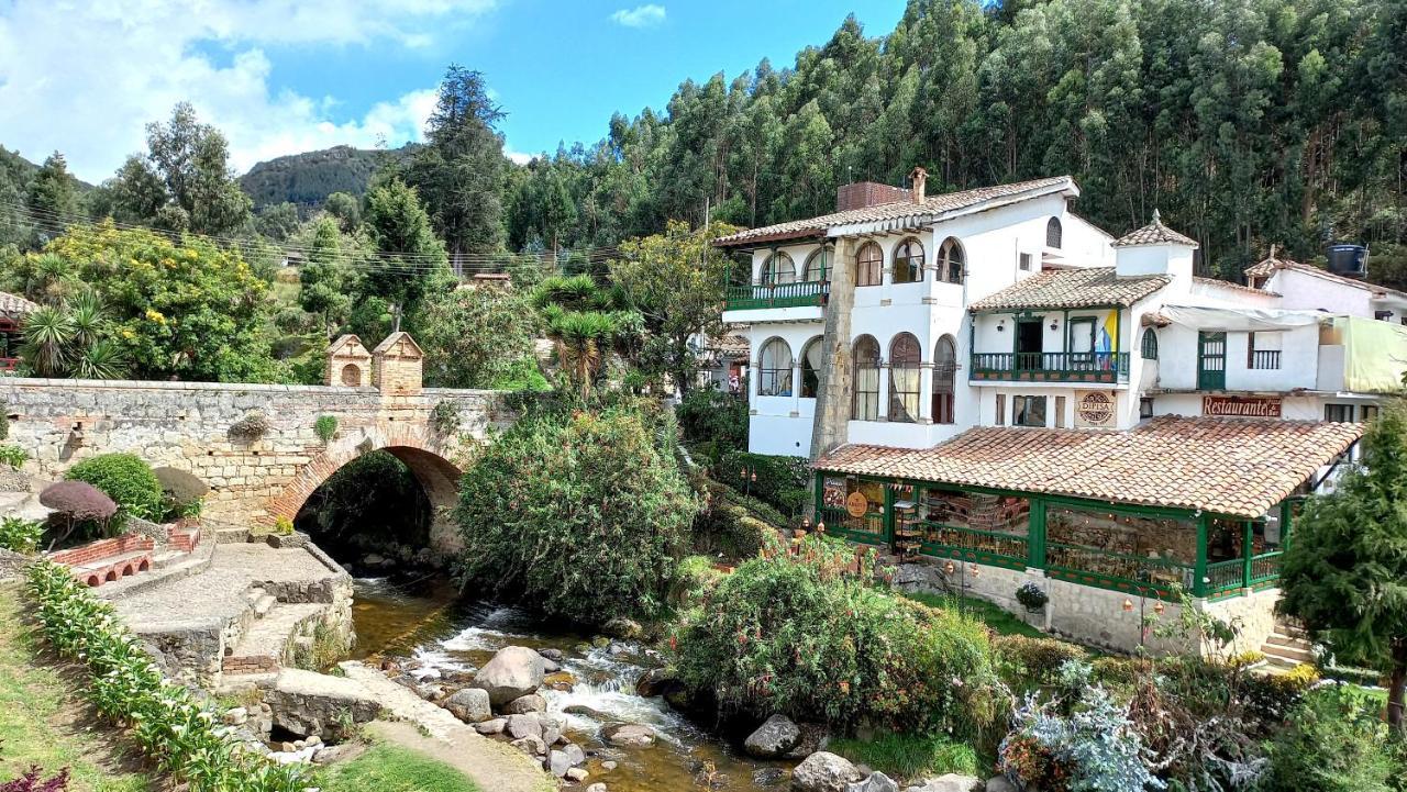Hospedaje Y Camping Del Rio Mongui Bagian luar foto