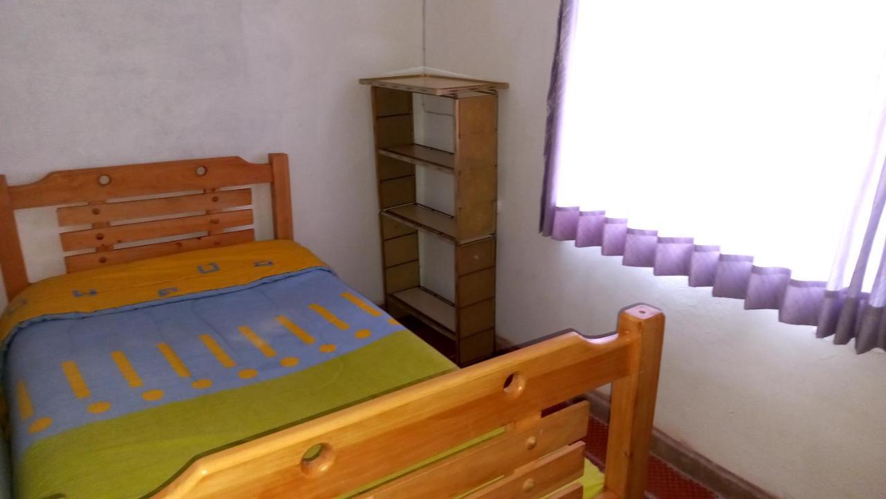 Hospedaje Y Camping Del Rio Mongui Bagian luar foto