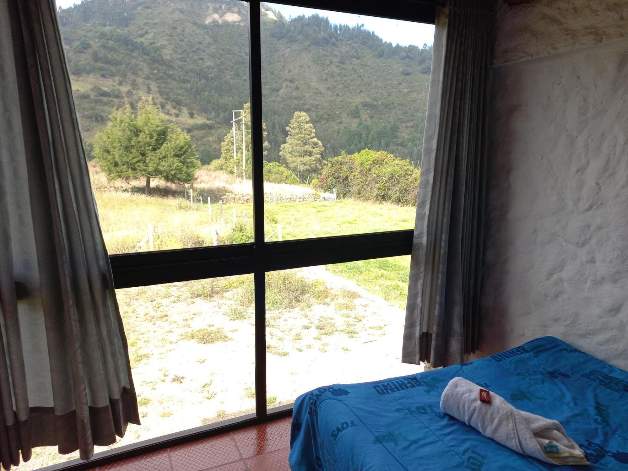 Hospedaje Y Camping Del Rio Mongui Bagian luar foto