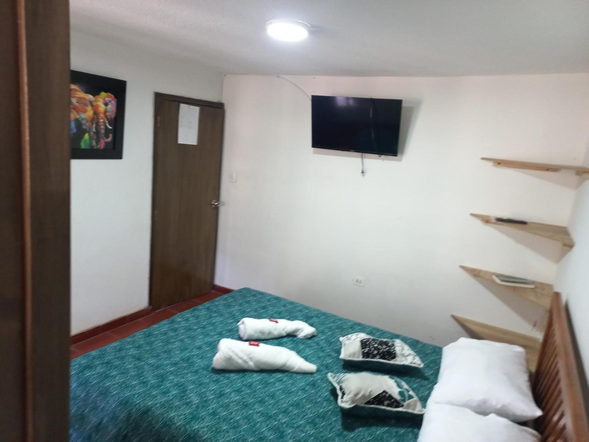 Hospedaje Y Camping Del Rio Mongui Bagian luar foto