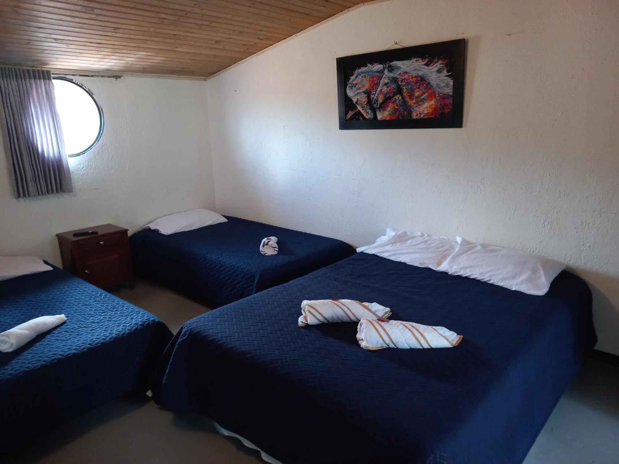 Hospedaje Y Camping Del Rio Mongui Bagian luar foto