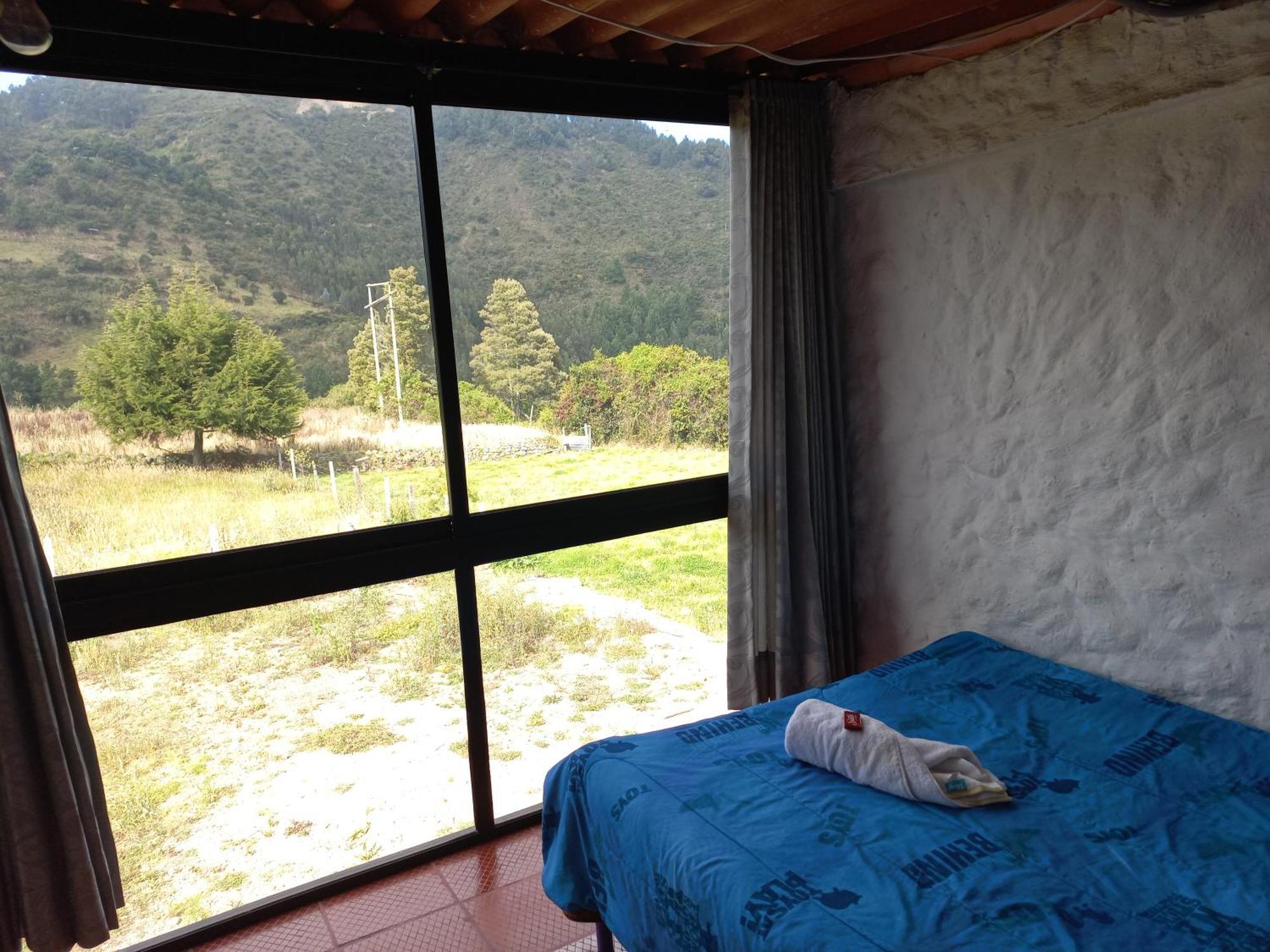 Hospedaje Y Camping Del Rio Mongui Bagian luar foto