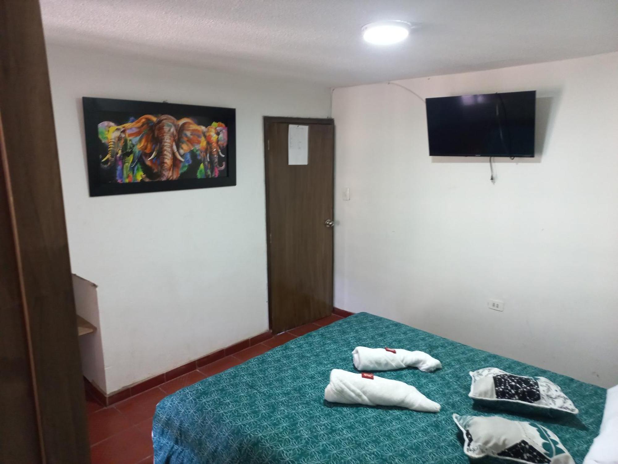 Hospedaje Y Camping Del Rio Mongui Bagian luar foto