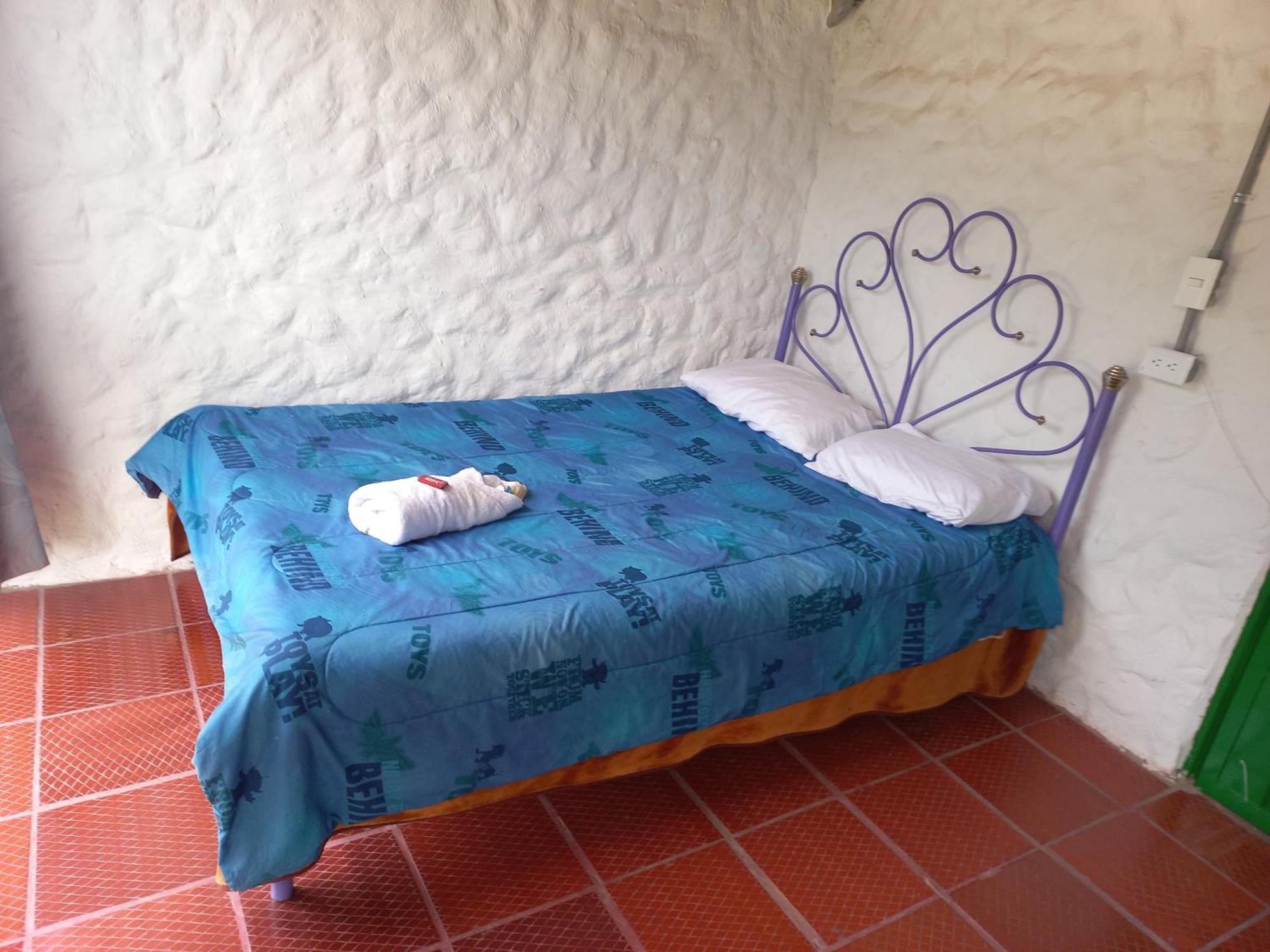 Hospedaje Y Camping Del Rio Mongui Bagian luar foto