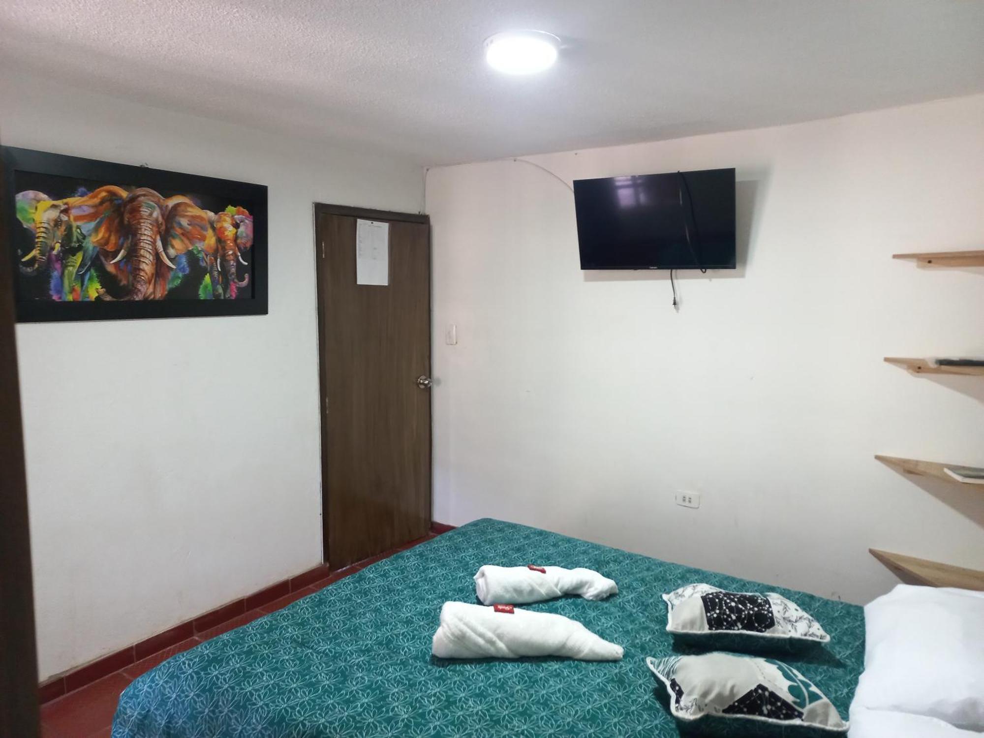 Hospedaje Y Camping Del Rio Mongui Bagian luar foto